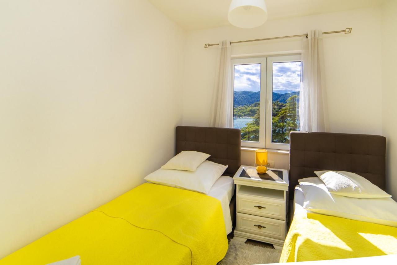 Apartment Karlo - Grad Ploce, Croatia Ploce  Extérieur photo