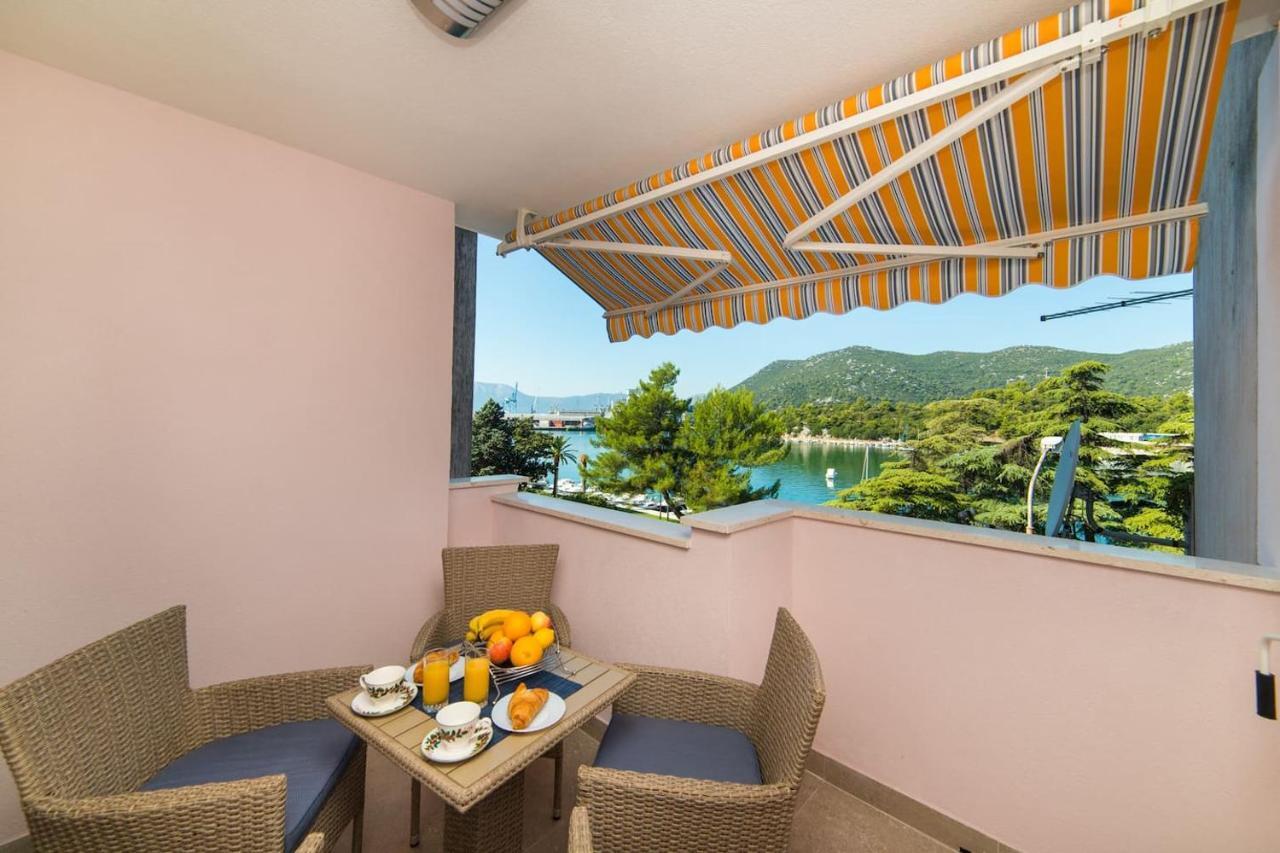 Apartment Karlo - Grad Ploce, Croatia Ploce  Extérieur photo